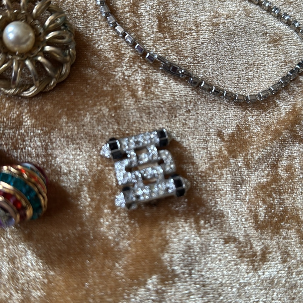 Vintage Costume jewelry mis match odd - Picture 2 of 9